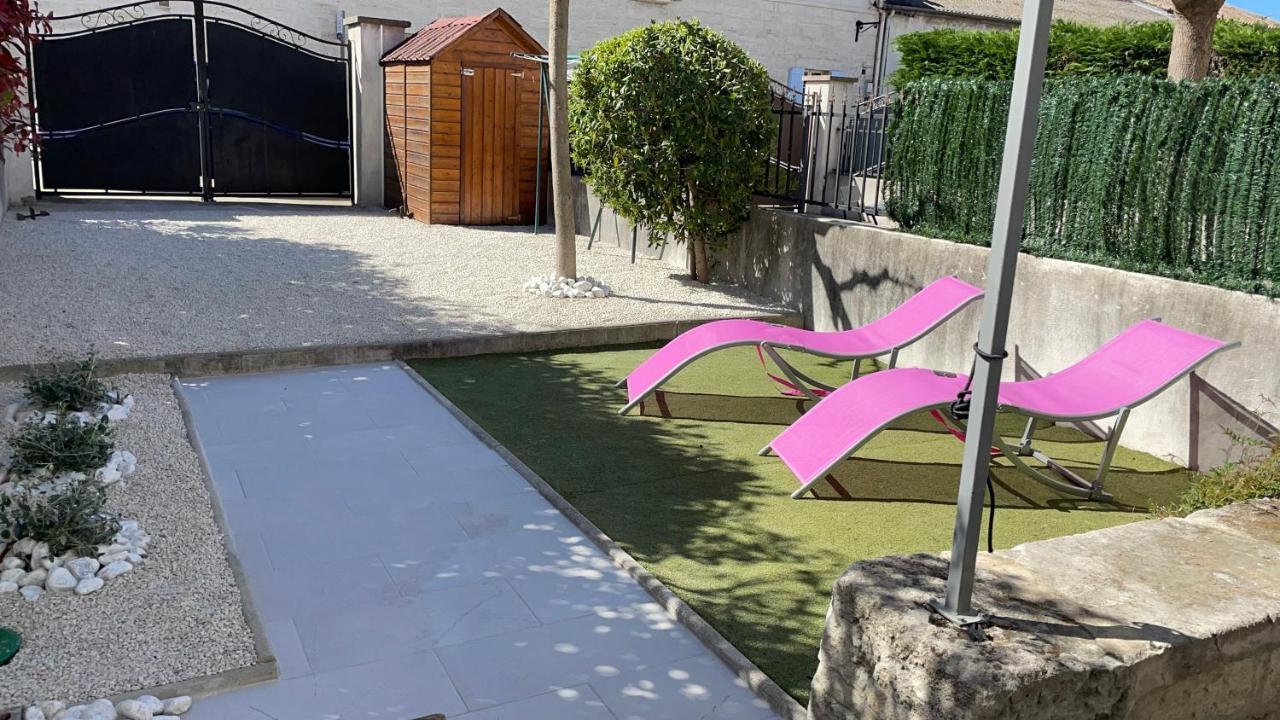Maison Tendance Avec Jardin, Centre Village, Alpilles, Familles Eyragues المظهر الخارجي الصورة